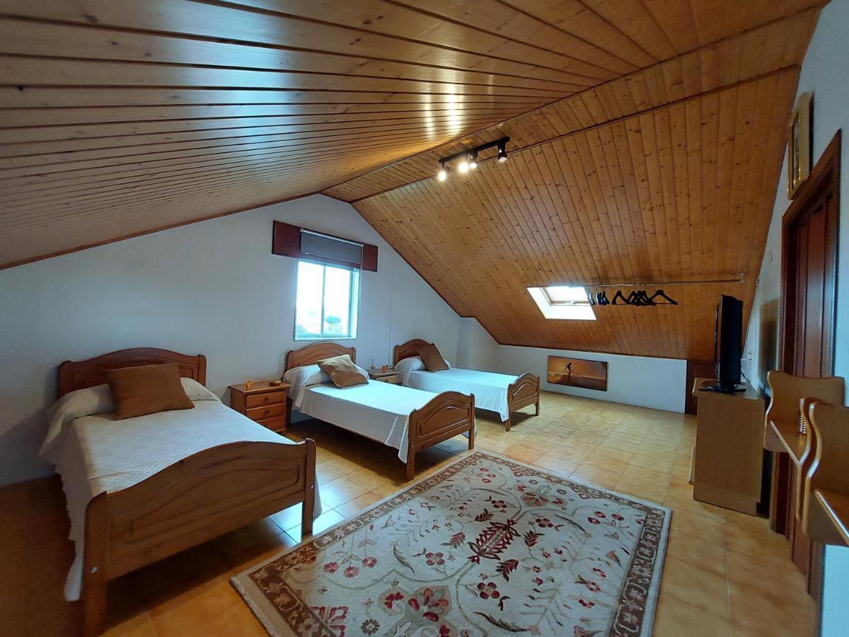 Acogedora Casa De Campo Neda ภายนอก รูปภาพ
