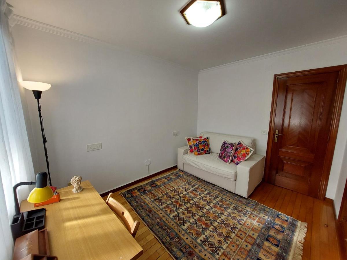 Acogedora Casa De Campo Neda ภายนอก รูปภาพ