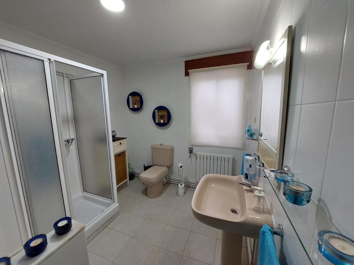 Acogedora Casa De Campo Neda ภายนอก รูปภาพ